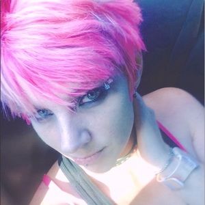 Meet your Posher, Marie